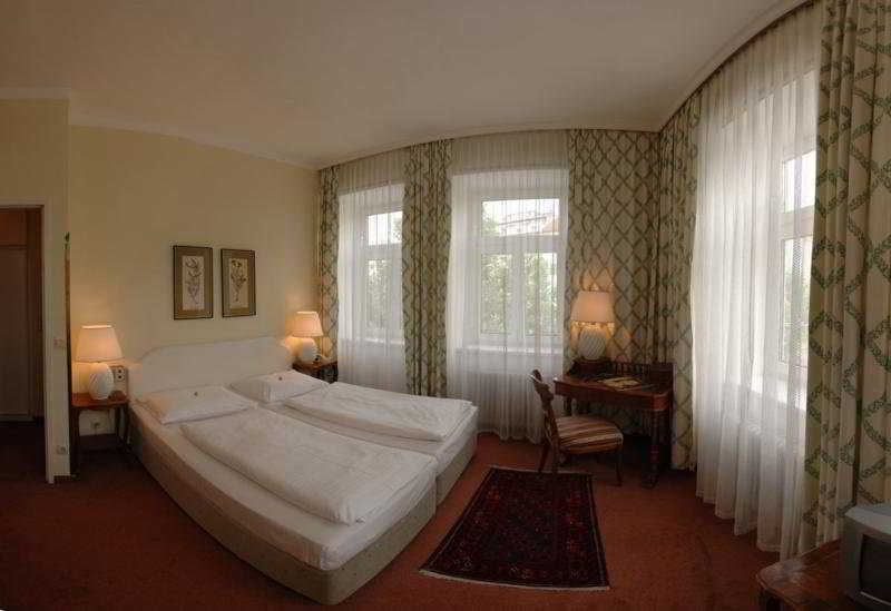 Hotel Vier Jahreszeiten Solnohrad Pokoj fotografie